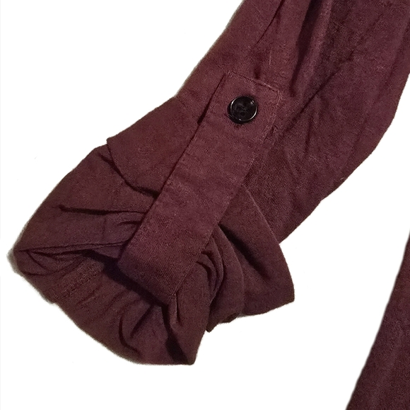 🟣Vanity Burgundy Black cOwl Chain Sequin Lace Embroidered Top Size Medium - Picture 7 of 12